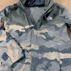 The North Face Boys Camouflage Resolve Reflective Jacket XS